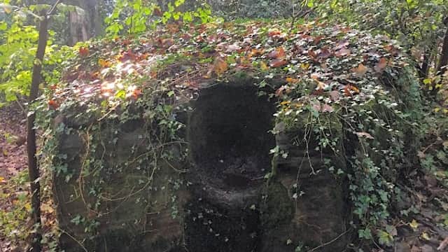 Robin Hood's Chair (Druids chair) - Historic Site in shipley