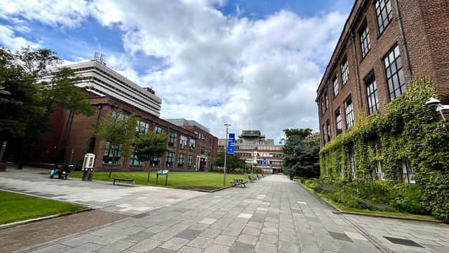 Brynmor Jones Library - Libraries in hull