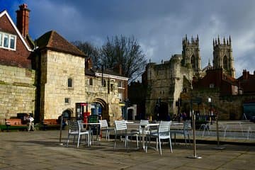York Small-Group Evening Walking Tour with Guide