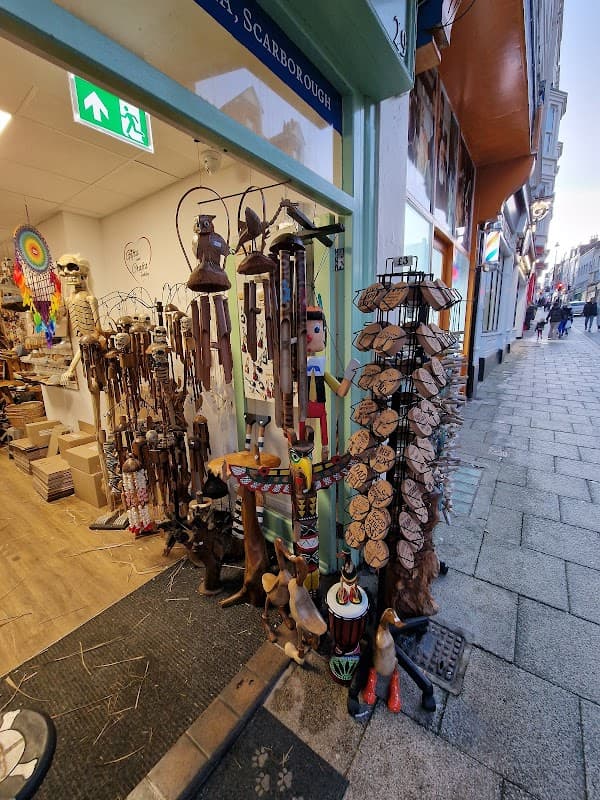 GIFTS AND CRAFTS workshop