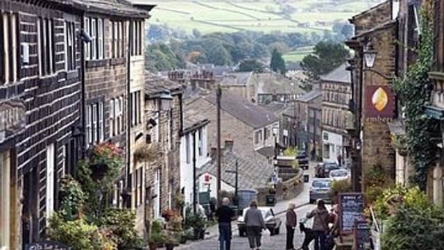 Bronte Country and Yorkshire Dales Private Day Trip from York - Tour in york