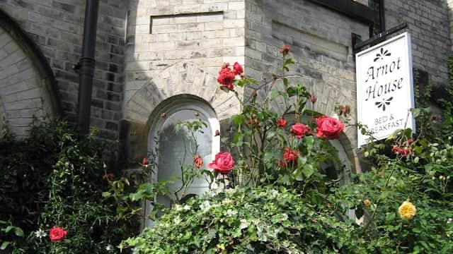 Arnot House - Guest House in heworth
