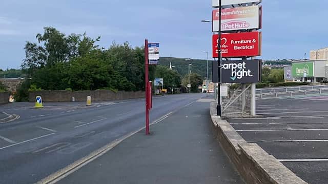 Bus Stop at Halifax Retail Park - Bus Stops in halifax