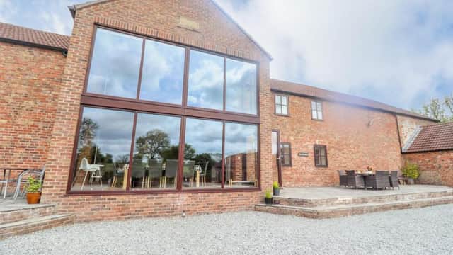 Accommodation at The Old Barn in wold newton