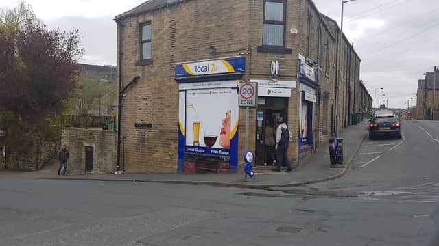 Staveley Stores - Grocers in cross roads