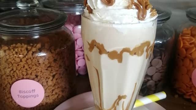 Cafe The Hot Chocolate Lounge in conisbrough