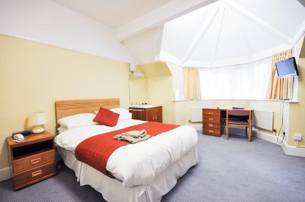 Ferens Avenue Guest House