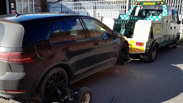 Meanwood Garage Ltd - Garages in moortown