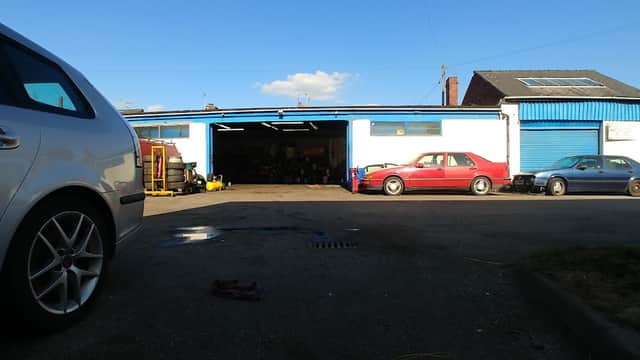 T & W Motors - Garages in pontefract
