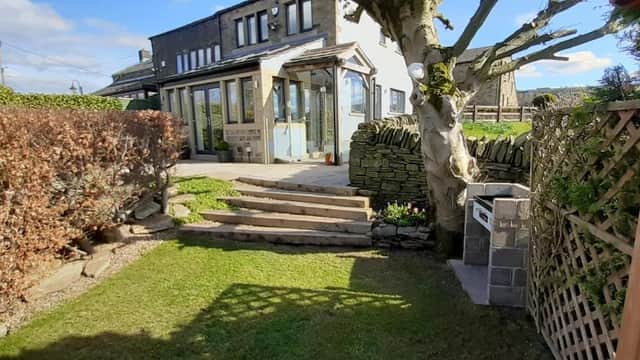 Accommodation at Lane End Cottage Holmfirth Double & Twin Ensuites in holmfirth