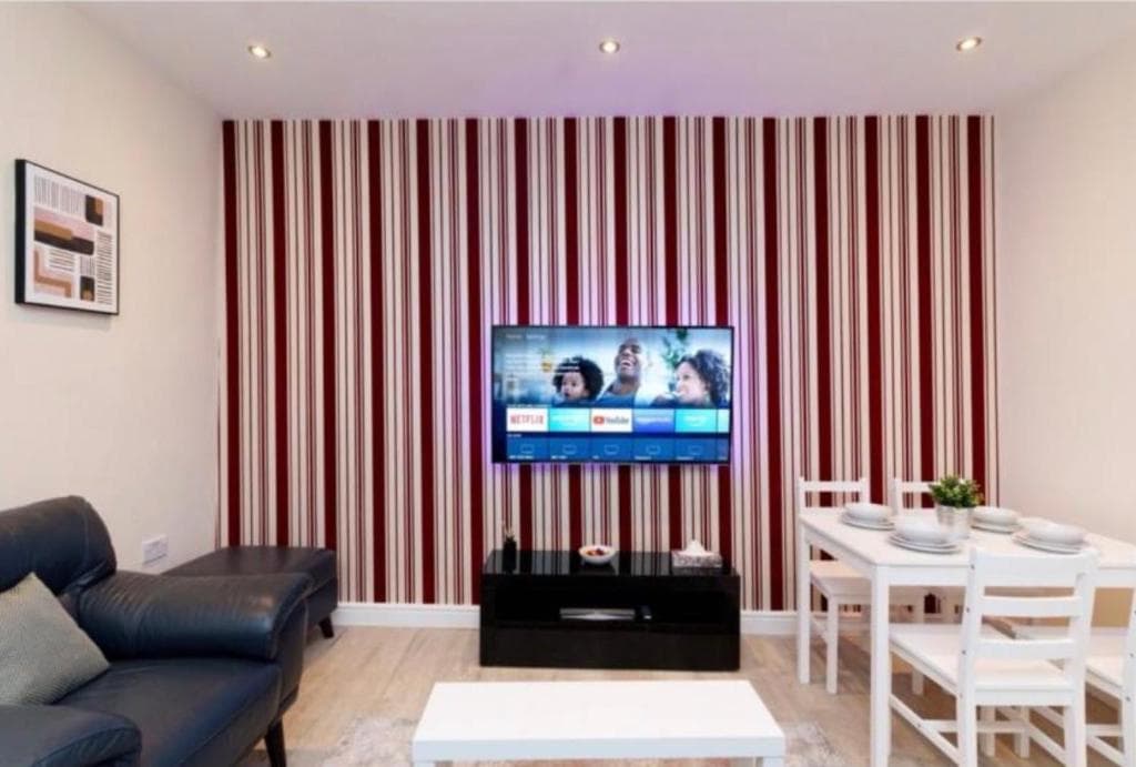 Dior House Apartments