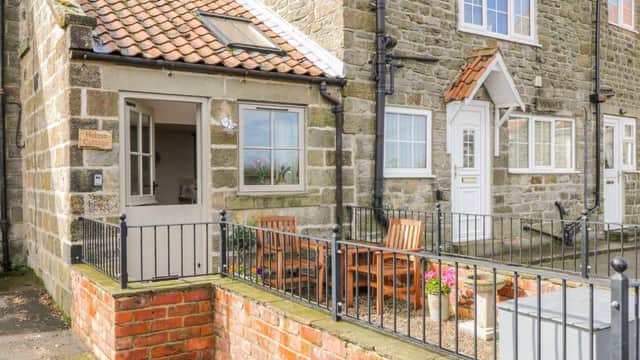 Accommodation at Esmes Cottage in ugthorpe
