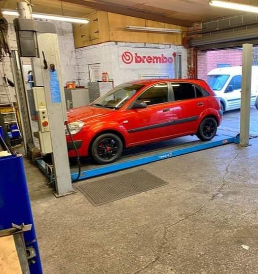 Dearne Garage