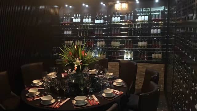 Dining at Tops in scarborough
