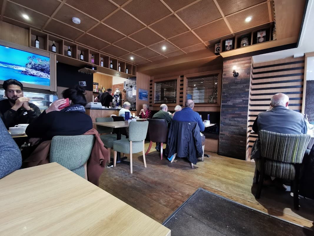 The Olive Cafe Lounge