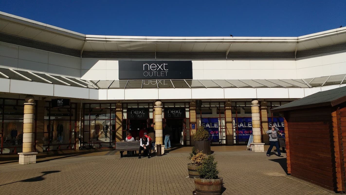 Next Outlet