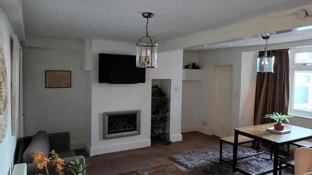 Accommodation at Seaside flat with Fireplace fast WIFI FREE parking in scarborough