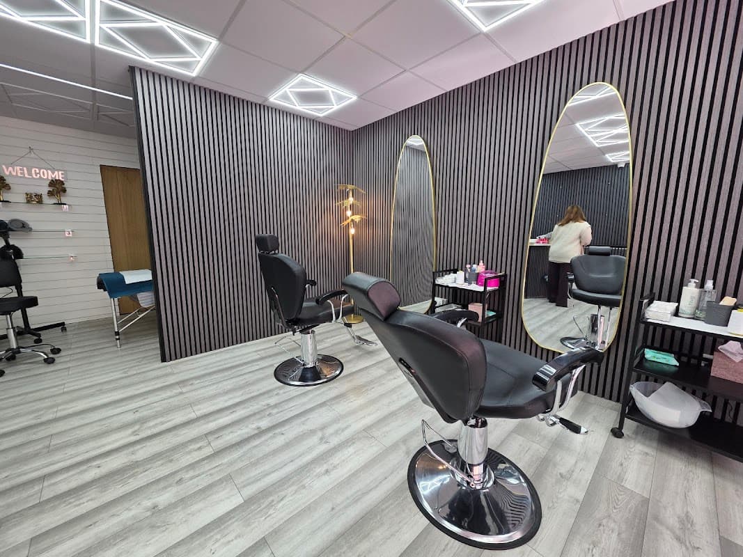 Aaisa Beauty Salons