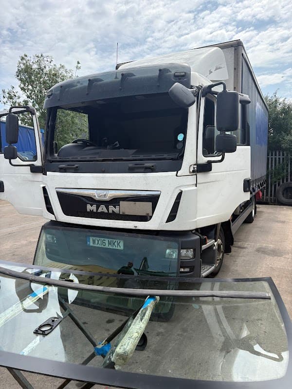 Car glass Normanton