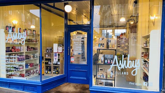 Cafe Ashby's Elland in exley