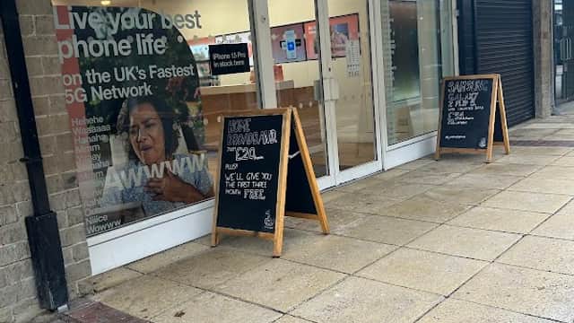 Three - Phone Shops in dewsbury