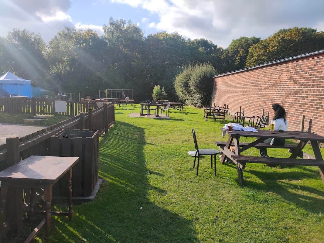 Barley Sheaf Hotel