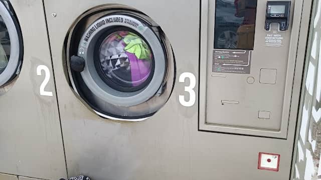 Revolution Laundry - Launderettes in doncaster