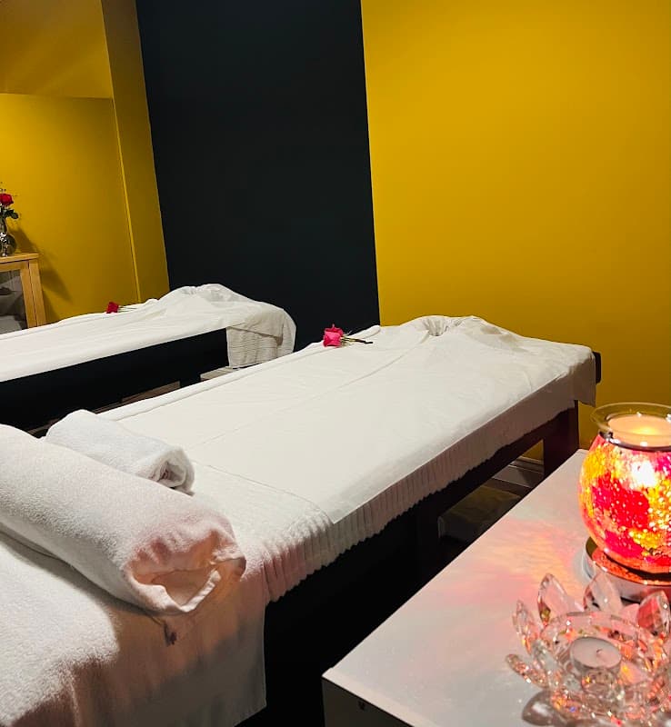 Bas Young Massage & Spa