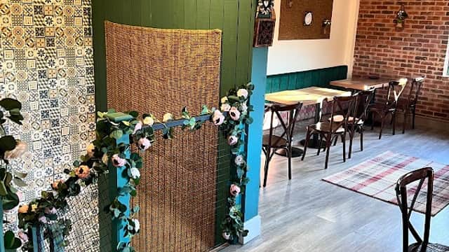 Dining at Zaytuna Restaurant in bawtry