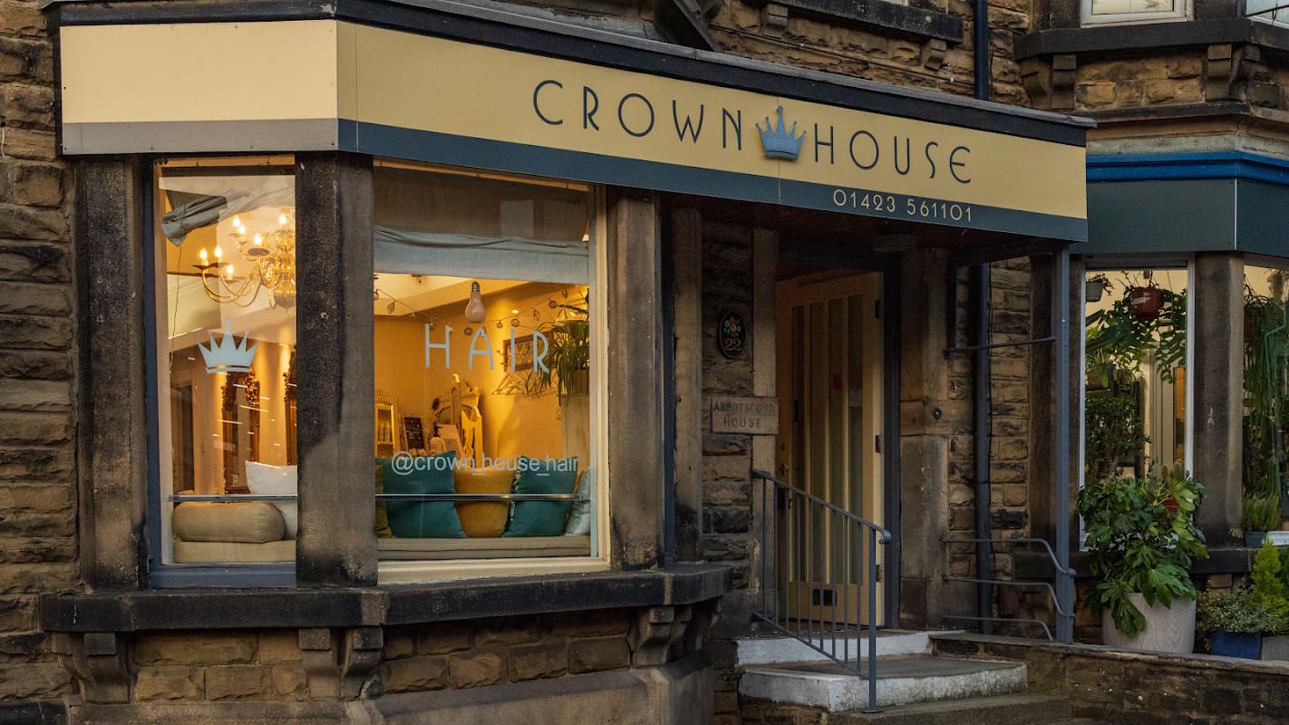 Crown House Hair