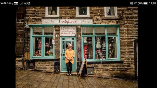 Cafe LoobyLou's in cross roads