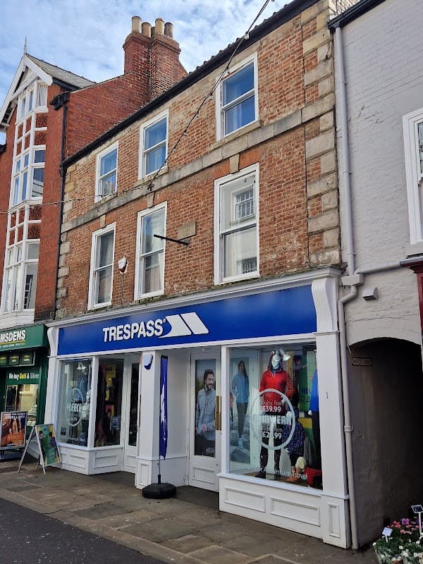 Trespass Whitby