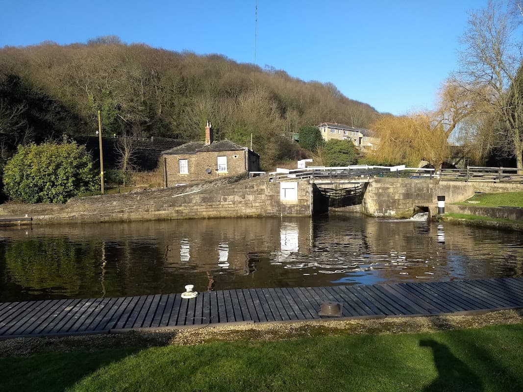 Salterhebble Top Lock