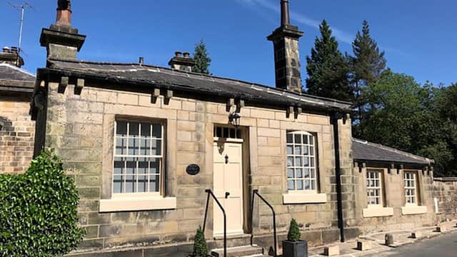 Accommodation at Ewood Cottage *NEW* Exquisite Country Cottage in todmorden