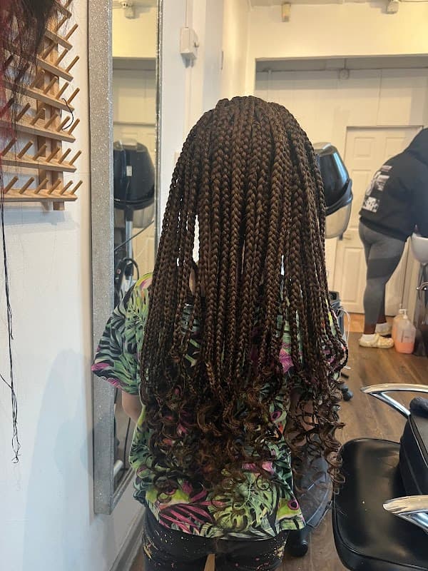 Comforts Hair and Beauty