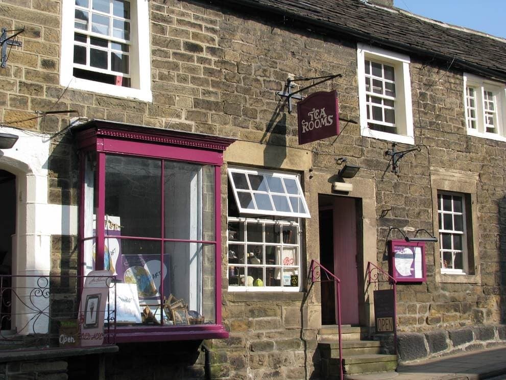 sweet heART Tea Rooms, Accommodation and Art Gallery