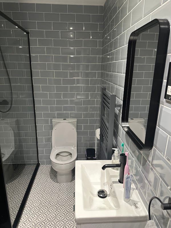 M W Plumber