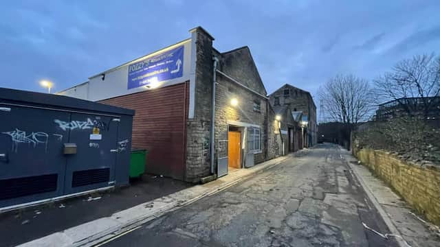 Fozzy's Autocentre - Garages in brighouse