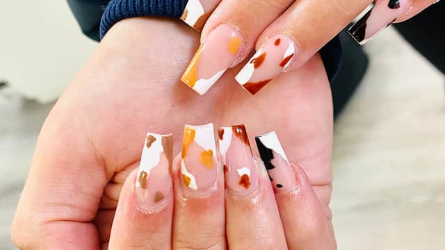 Lucy Nails & Spa - Nail Salons in chapel allerton