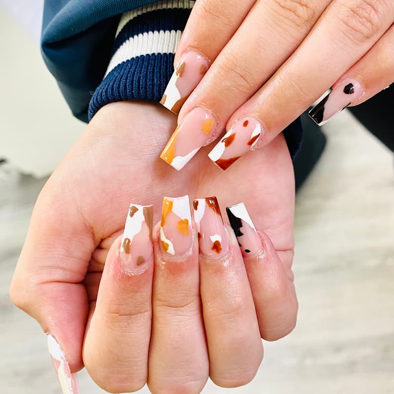 Lucy Nails & Spa