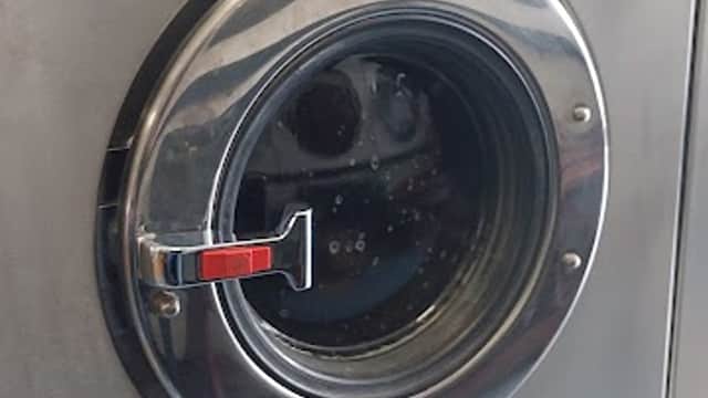 Groom Laundrette - Launderettes in huddersfield