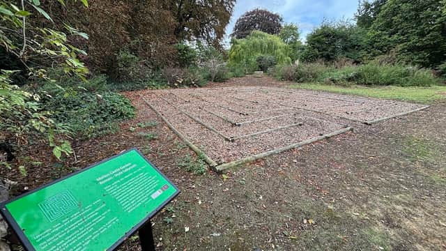 Malton Castle Garden Roman-Style Labyrinth - Attraction in malton