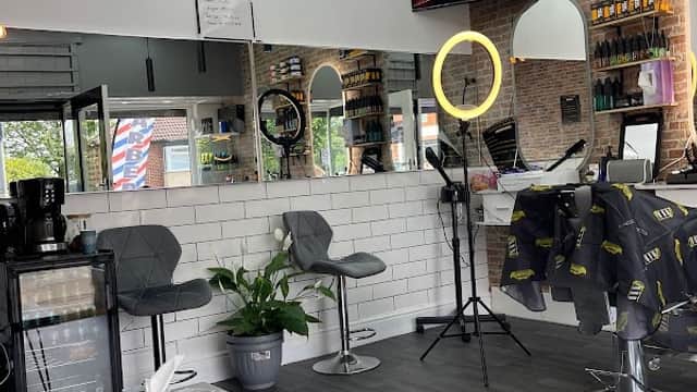 30 Degrees Cuts - Barbers in headingley