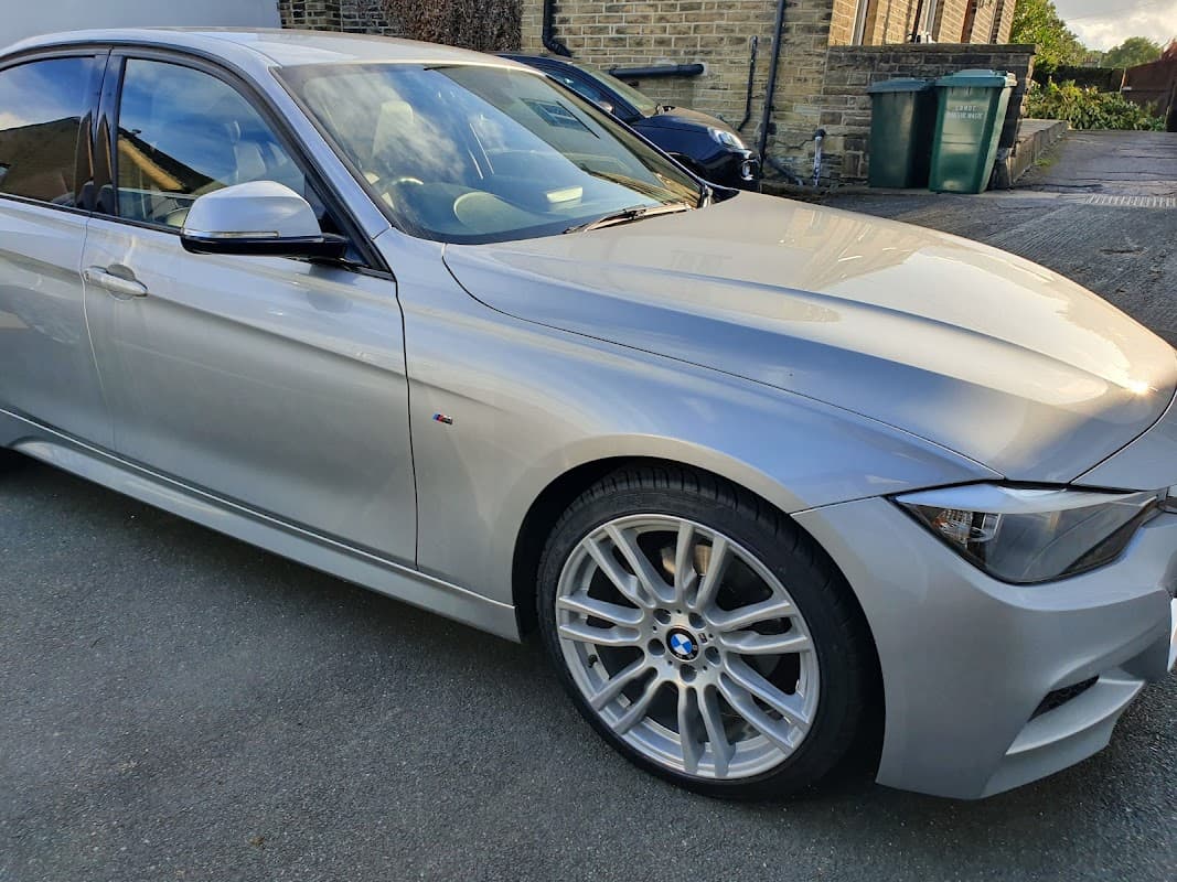 The Wheel Guru - Alloy Wheel Repair and Refurbishment
