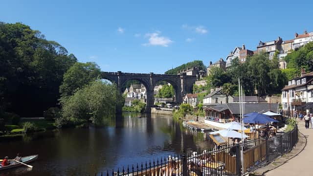 Viaduct Terrace - Park in knaresborough
