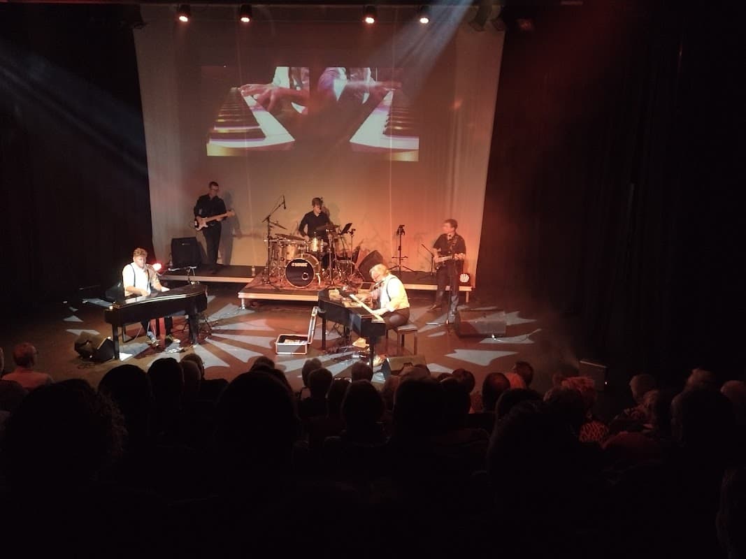 Junction Theatre & Cinema