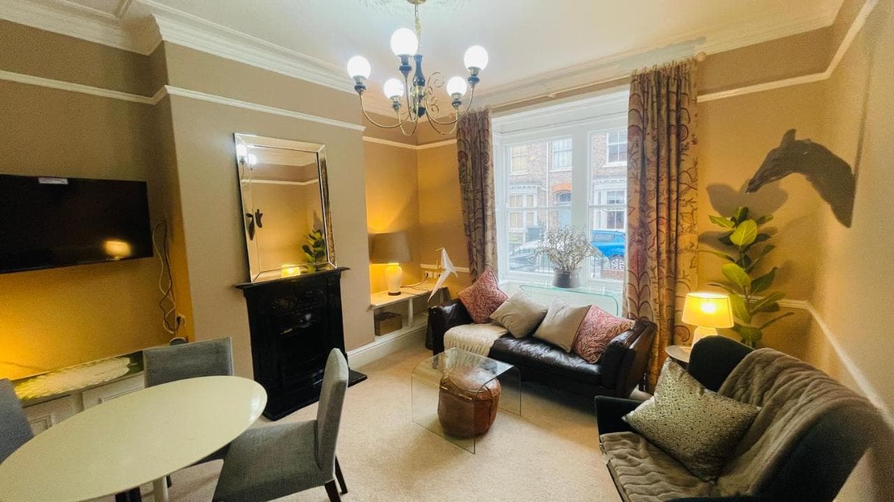 Fabulous 2 bed flat, York, Yorkshire