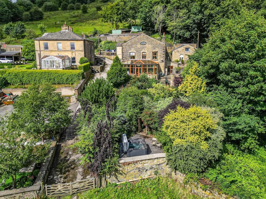 Lee House Farm Shibden