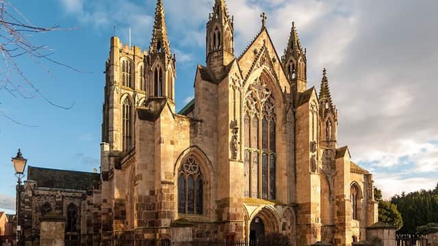 Howden Minster - Attraction in howden