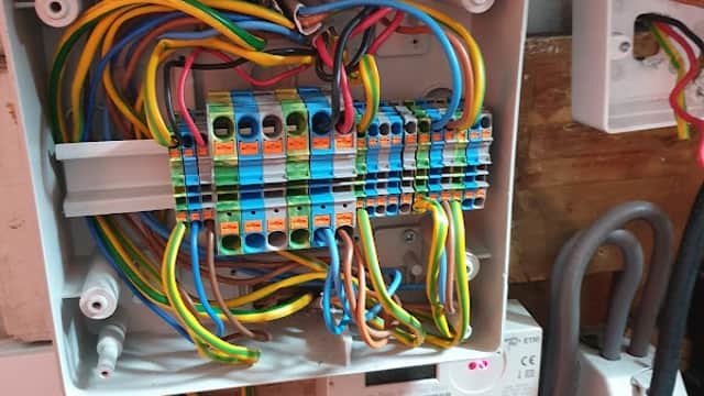 Electrician in Sheffield - Electricians in sheffield